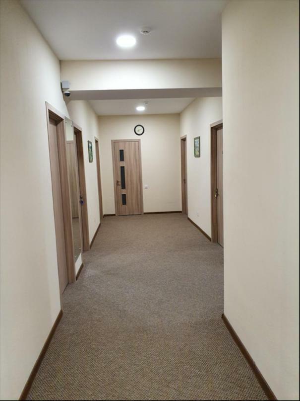 טביליסי 5 Rooms Near 300 Aragveli Metro Station מראה חיצוני תמונה
